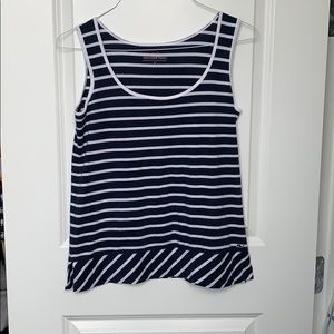 Vineyard Vines tank size small